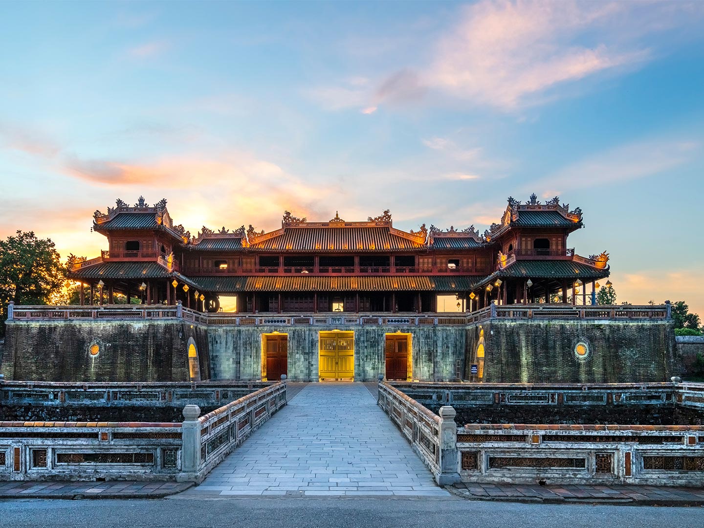 Tour Huế đón Đà Nẵng