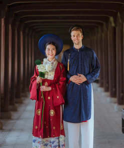 Explore Hai Van Pass and Hue with a visit to Thien Mu Pagoda, scenic mountain roads, imperial heritage, ancient temples and unforgettable cultural landscapes. ✅