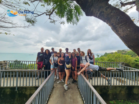 Explore Hai Van Pass and Hue with a visit to Thien Mu Pagoda, scenic mountain roads, imperial heritage, ancient temples and unforgettable cultural landscapes. ✅