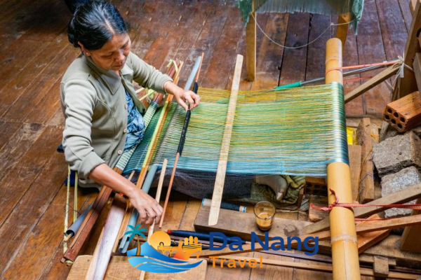 Hoi An Wellness Tour | Tra Que Vegetable Village, Cooking Class, Silk Village & Herbal Massage